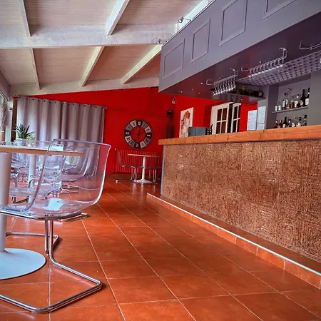 Logis Restaurant L'ile De Sees