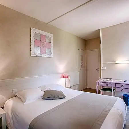 Logis Restaurant L'ile De Sees 2*