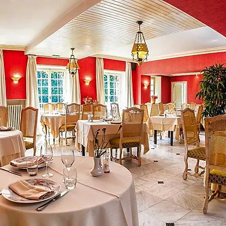 Отель Logis Restaurant L'ile De Sees 2*