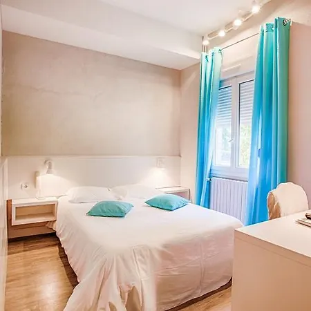 Logis Restaurant L'ile De Sees Отель