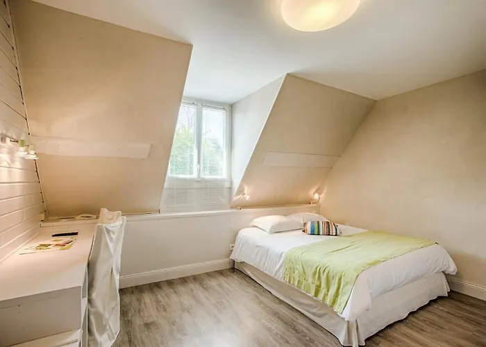 Hotel Logis Restaurant L'ile De Sees