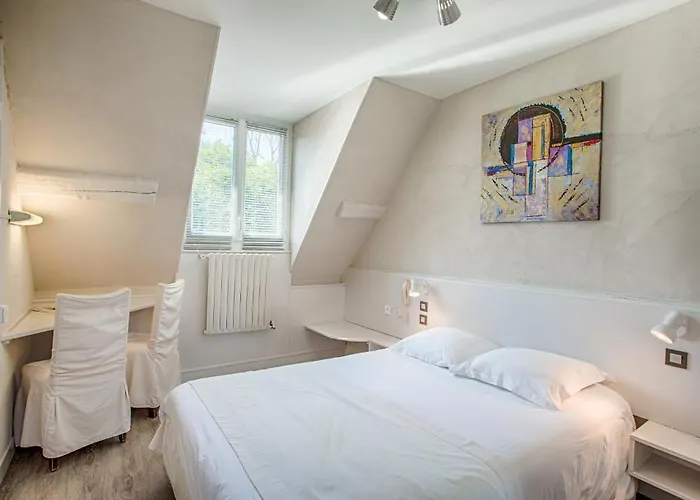 Logis Restaurant L'ile De Sées