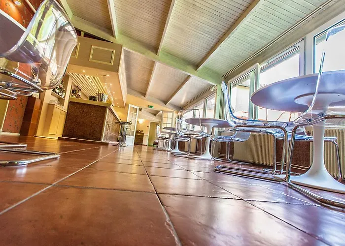 Logis Restaurant L'ile De Sees